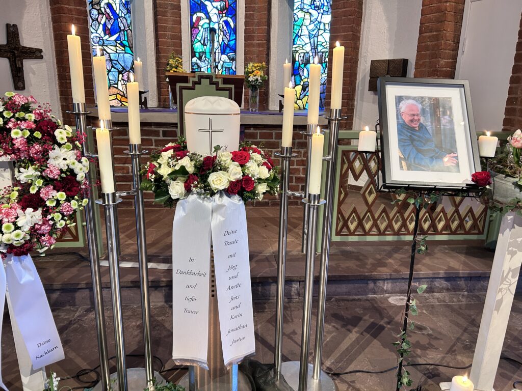 Trauerfeier in der Versöhnungskirche Harrislee am 3. April 2025